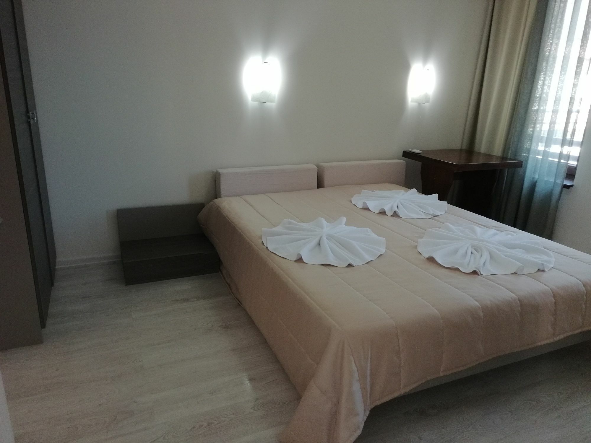 Stardreams Apartments Sveti Vlas Luaran gambar