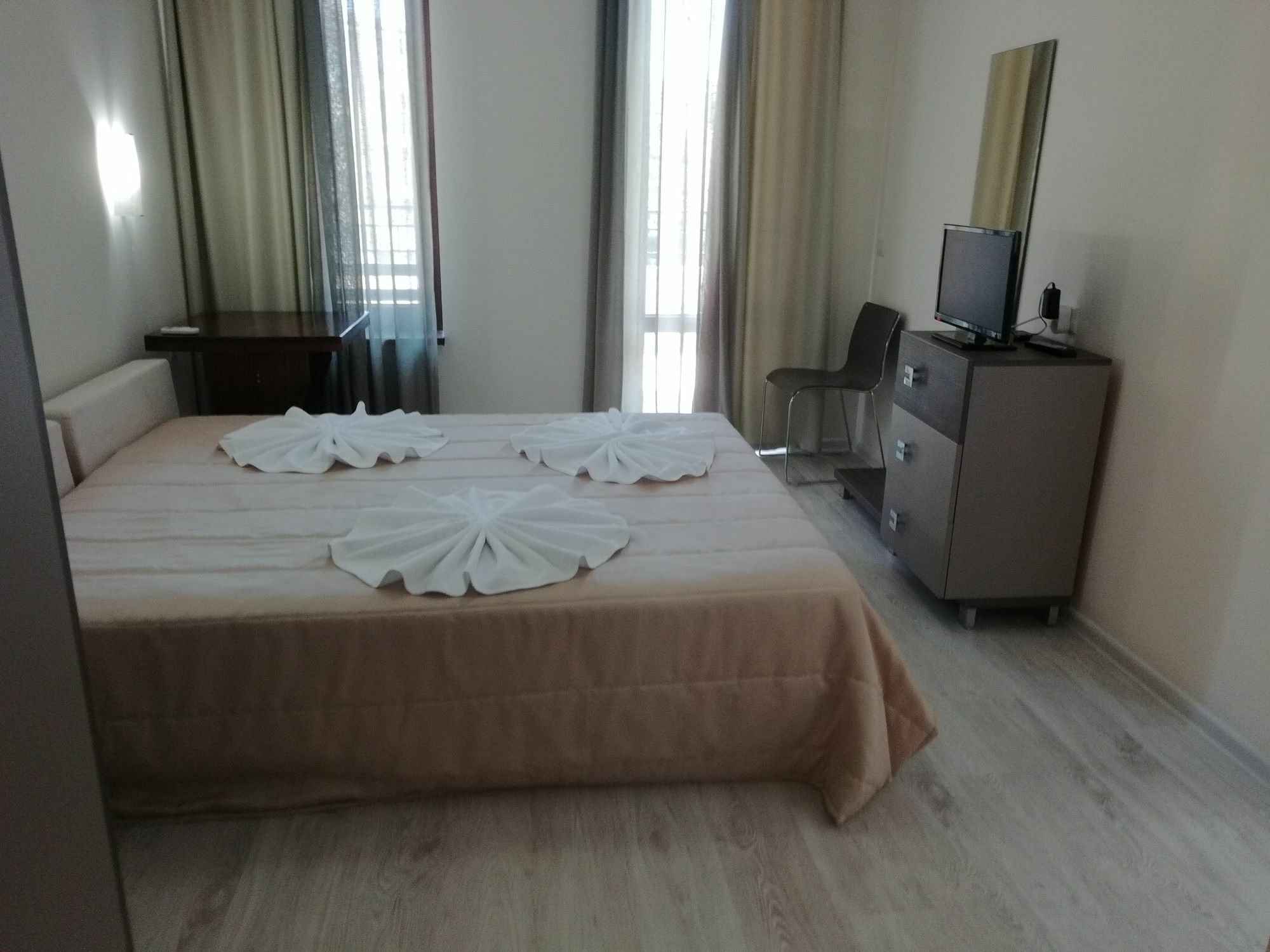 Stardreams Apartments Sveti Vlas Luaran gambar